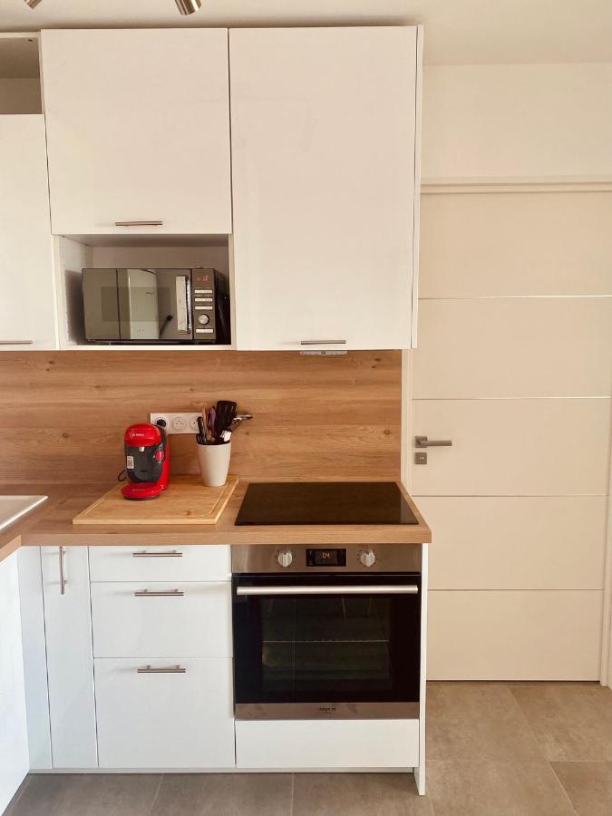Apartamento Superbe T2 Neuf, Tout Proche Plage. De 2 A 4 Pers Folelli Exterior foto